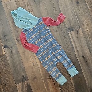 Hooded long sleeve jumper